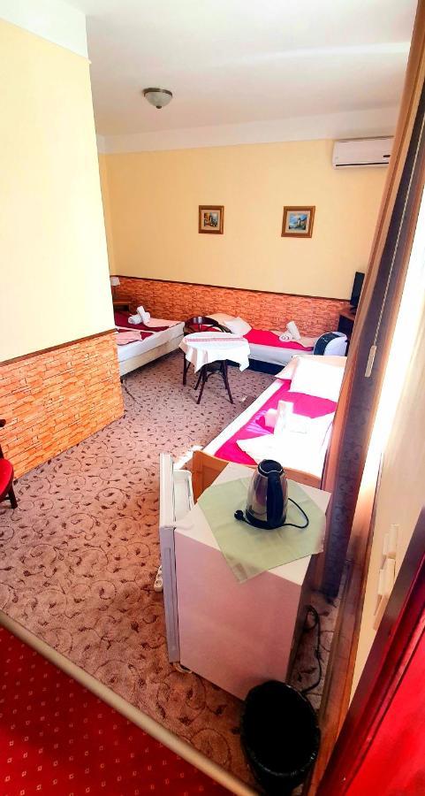 100 Éves Fogadó Szatymaz Extérieur photo