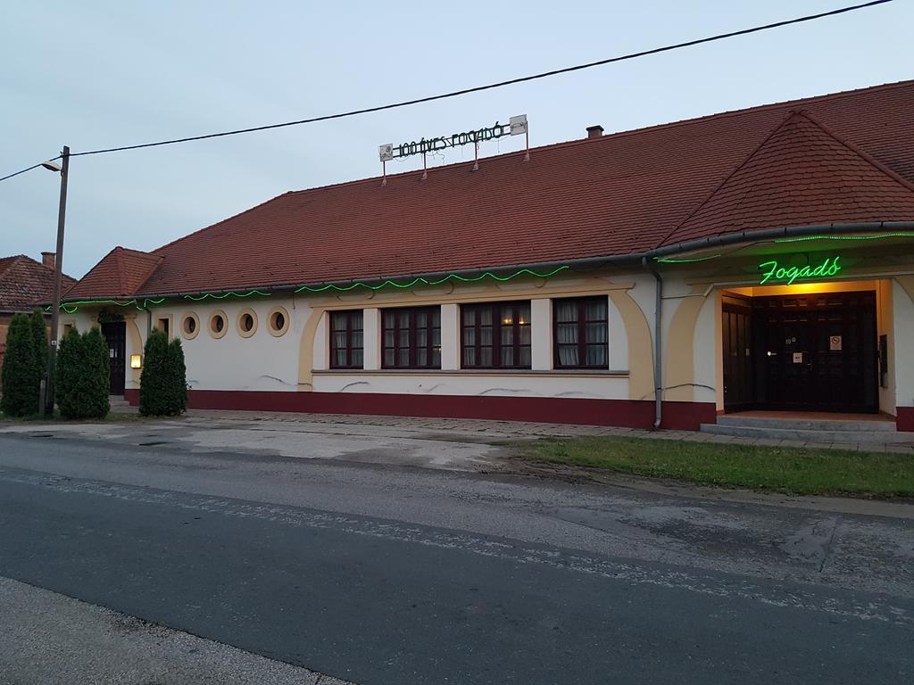 100 Éves Fogadó Szatymaz Extérieur photo